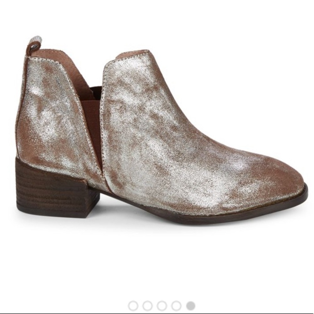 Seychelles pewter booties